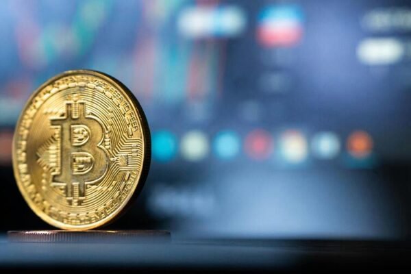 Exploring Bitcoin’s Role in a Cashless Future Bitcoin