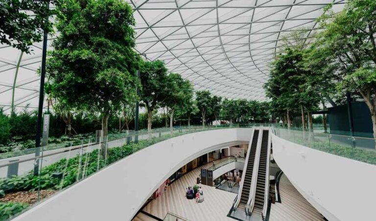Modern Commercial Architecture