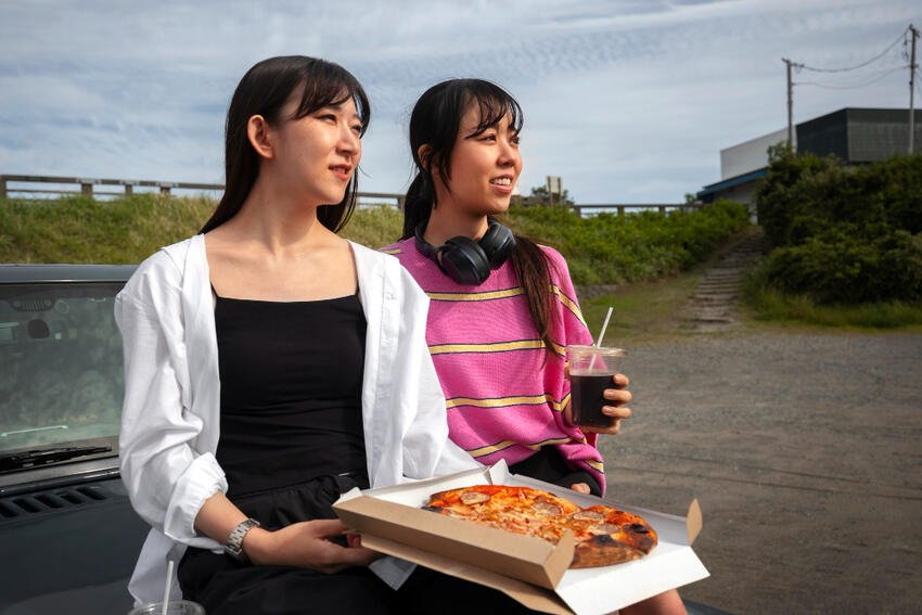 Finding Cheap Food While Traveling
